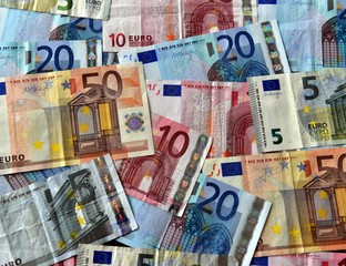 Qué vale el euro en Panamá hoy martes 6 de octubre de 2026 y cómo viene el año
